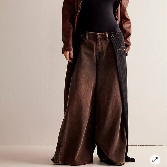 NWT We The Free Gwenyth Low Rise Wide Leg Jeans Black/Brown Sz 26 - Picture 1 of 9